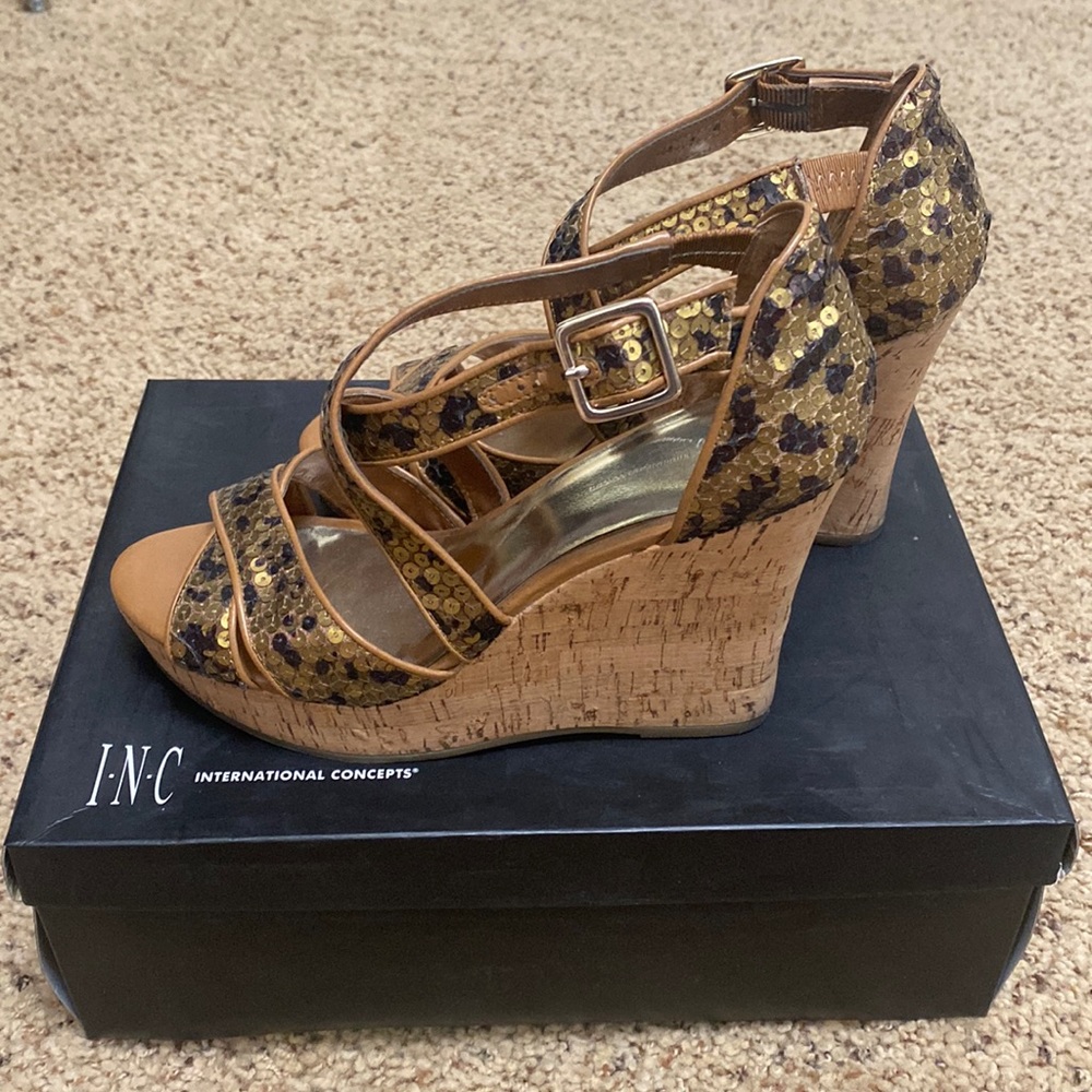 Leopard Sequins Wedges